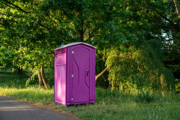 Best Portable restroom trailer rental  in Albion, NY